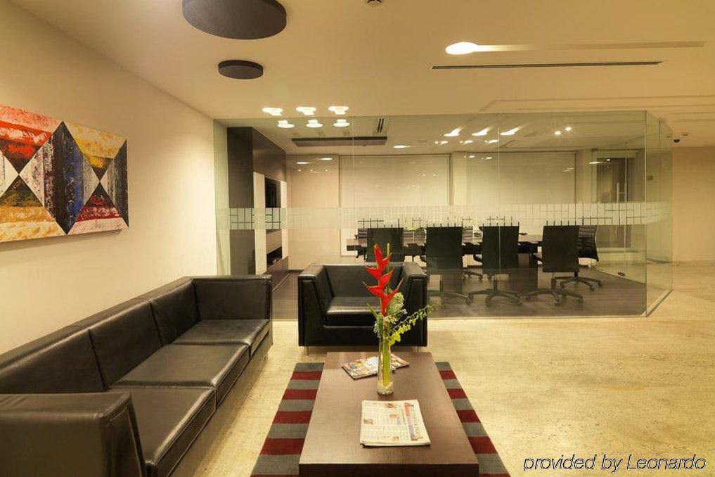 24 Tech Hotel Бангалор Екстериор снимка